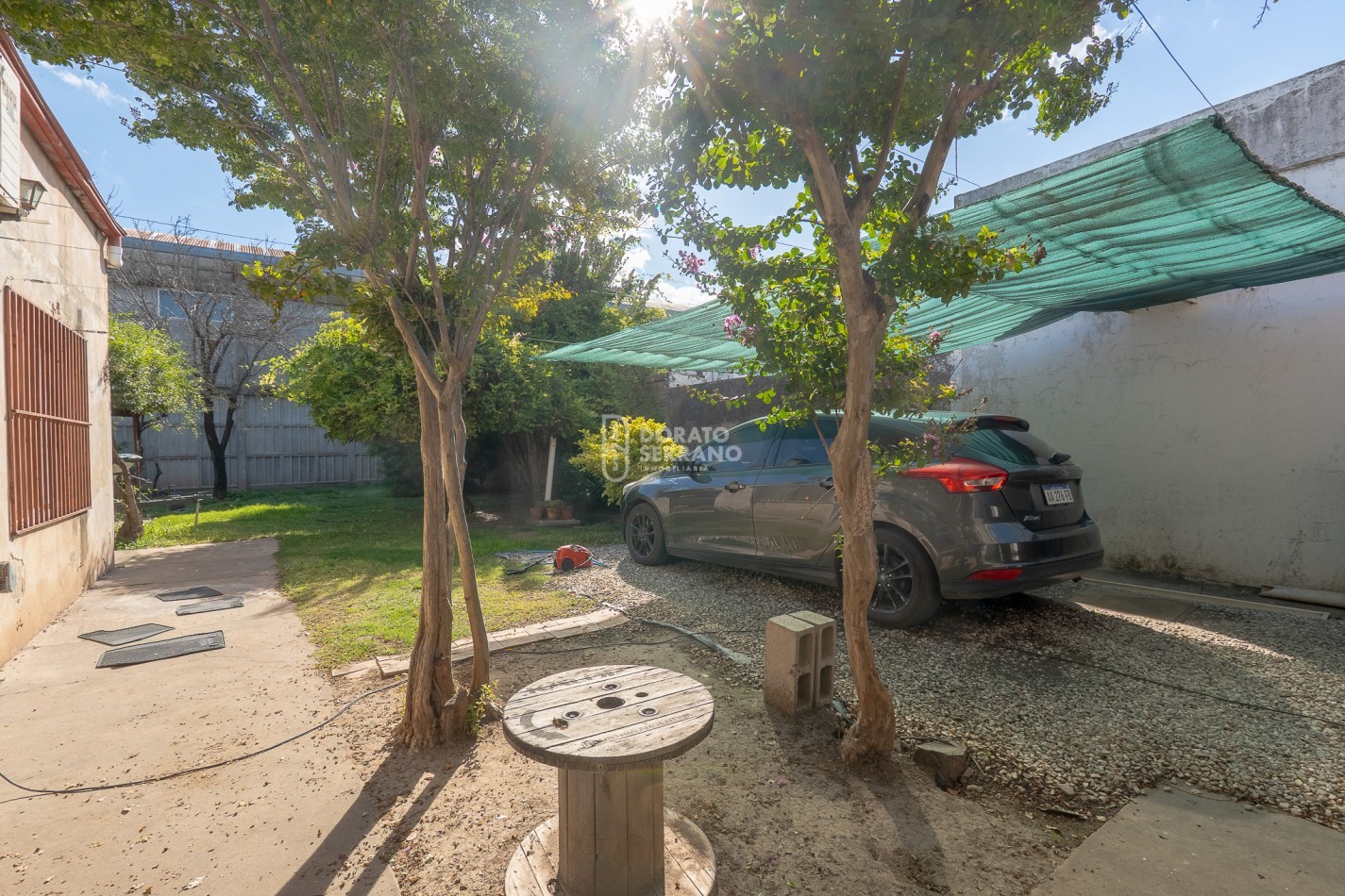 CASA ESTILO COLONIAL - TODOS LOS SERVICIOS!