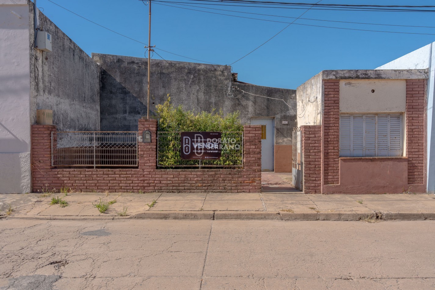 LOTE + CASA A DEMOLER O RECICLAR