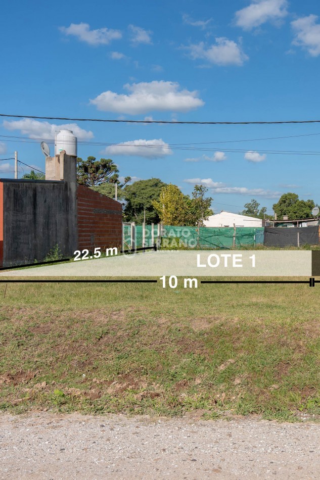 TERRENOS SOBRE MEJICO / SON 2 UNIDADES - SE VENDEN POR SEPARADO O EN CONJUNTO.