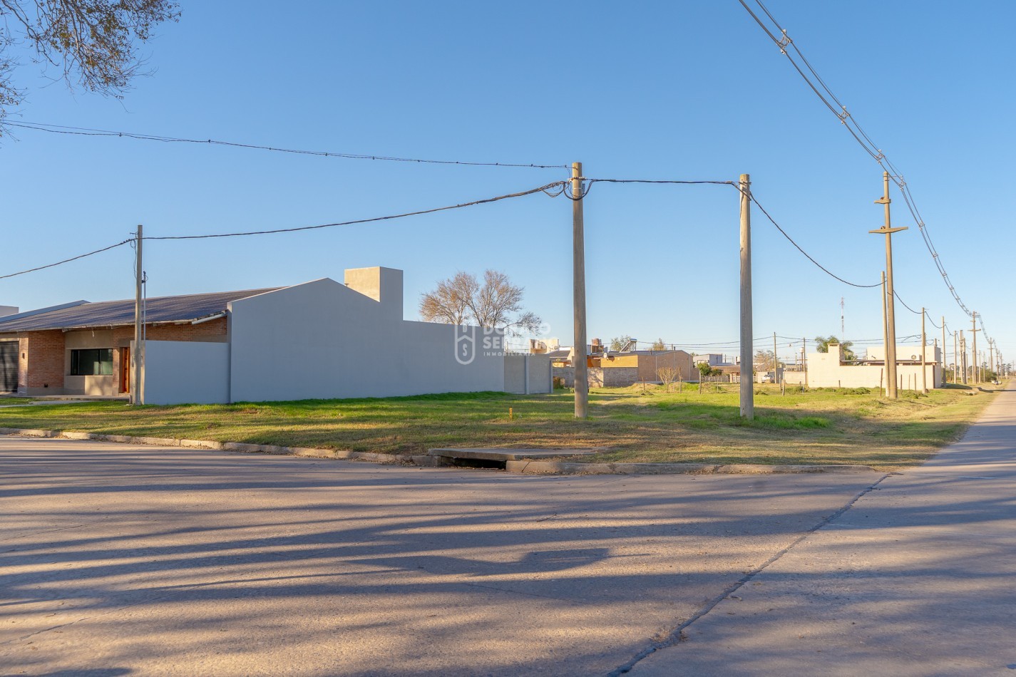 LOTE PERFECTO - ZONA RESIDENCIAL - TOPE DE GAMA.