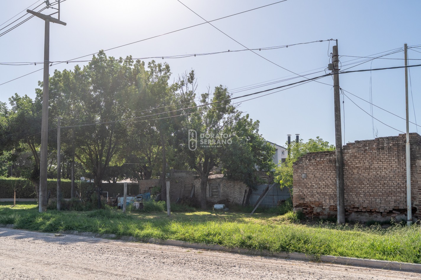 LOTE EN ESQUINA! 20X22,50 / 450 M2 -PERFECTO!