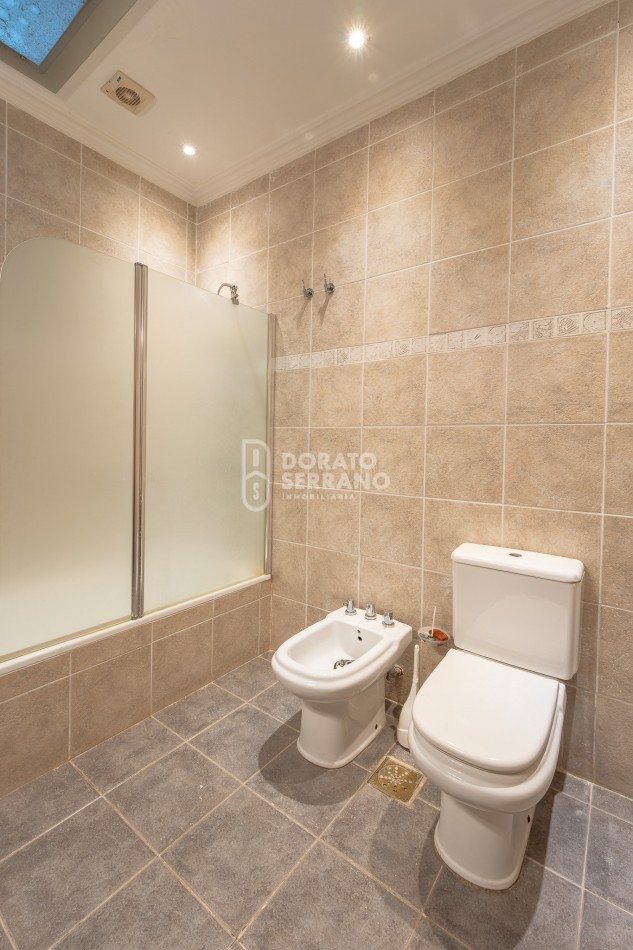 CASA LISTA PARA HABITAR! TODOS LOS SERVICIOS!