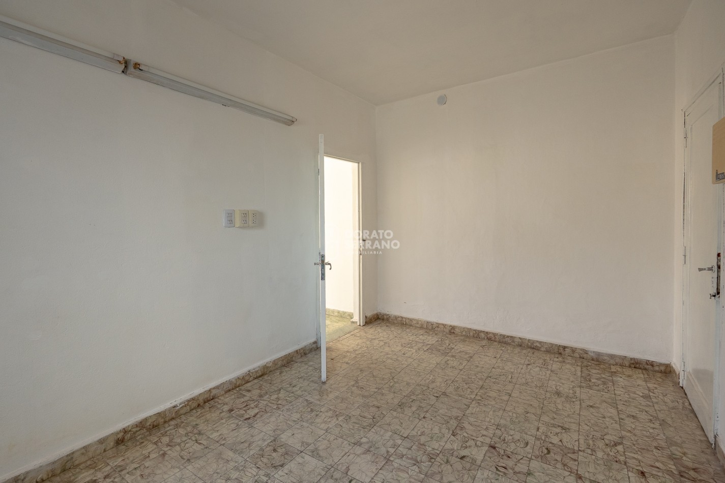 CASA + CONSTRUCCION INDUSTRIAL + LOTE XL!