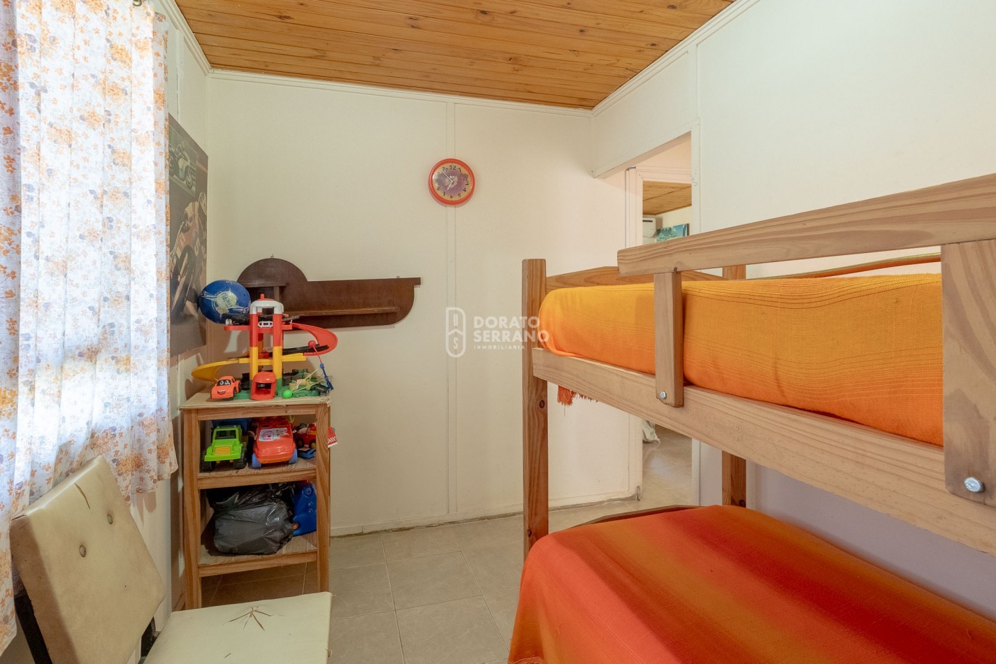 CASA EN EL RIO - BARRIO GALVEZ - PRACTICA Y BIEN UBICADA!