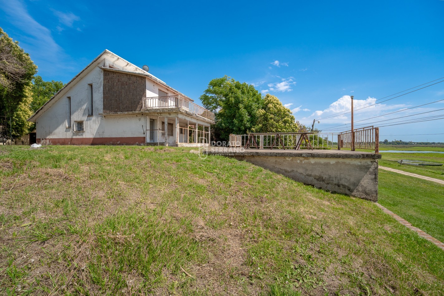 VOLVER A BRILLAR! NOTABLE PROPIEDAD EN EL RIO!