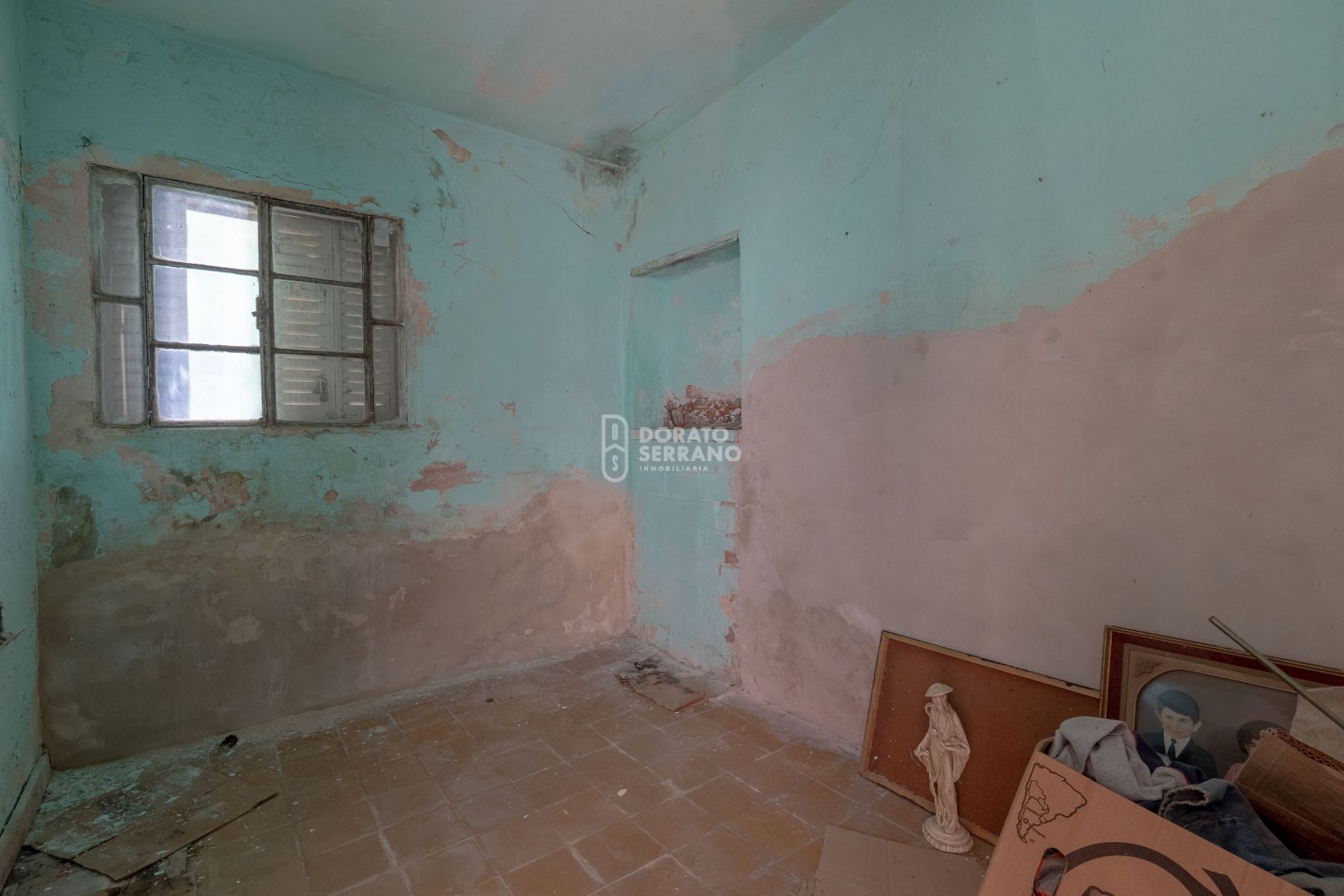 GRAN SUPERFICIE - TODOS LOS SERVICIOS.