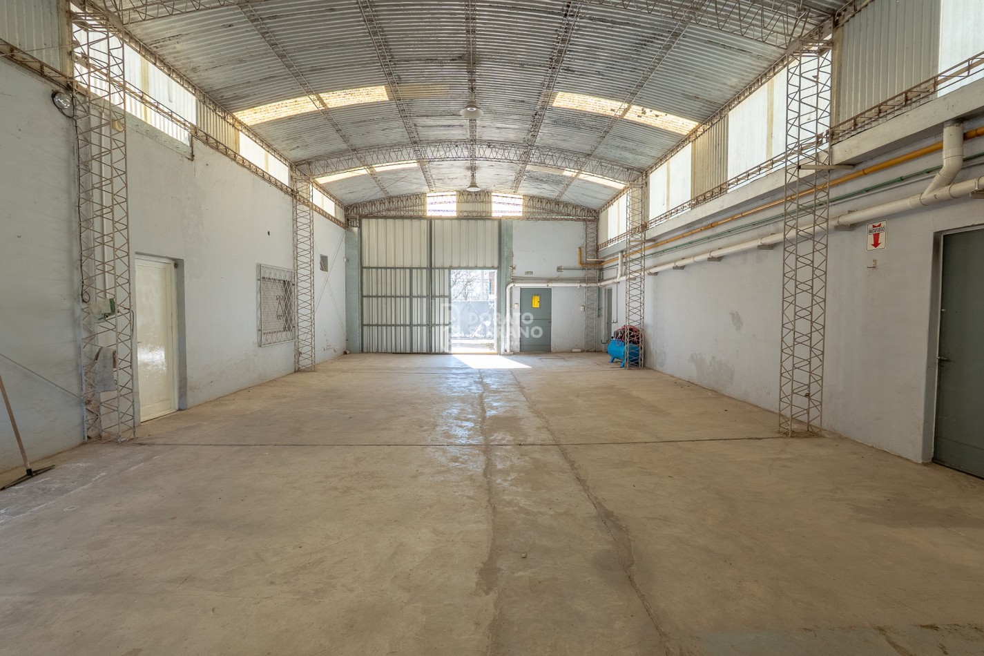 CASA + CONSTRUCCION INDUSTRIAL + LOTE XL!