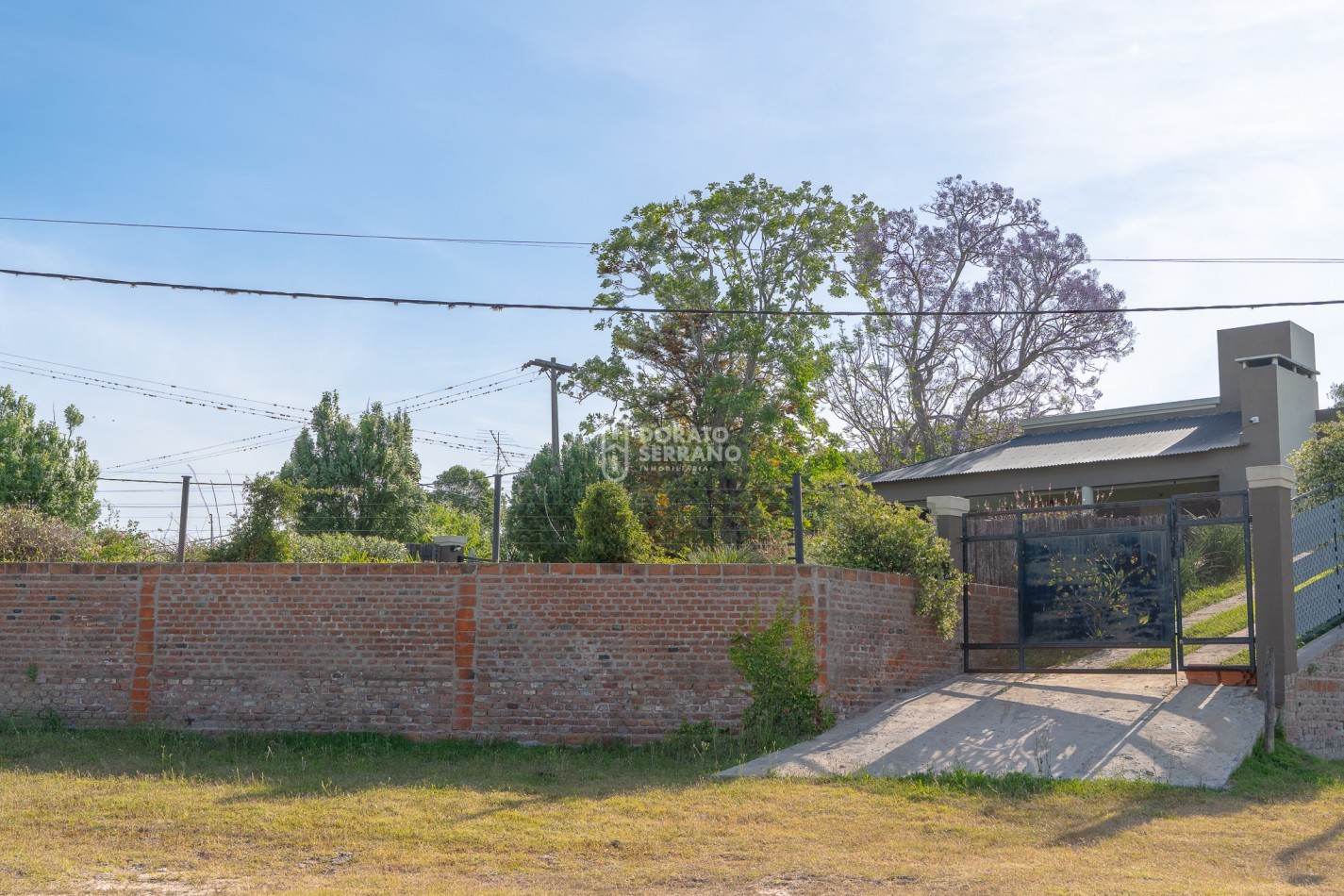 EXTRAORDINARIA! BARRIO GALVEZ - LAGUNA DE LOTTO.