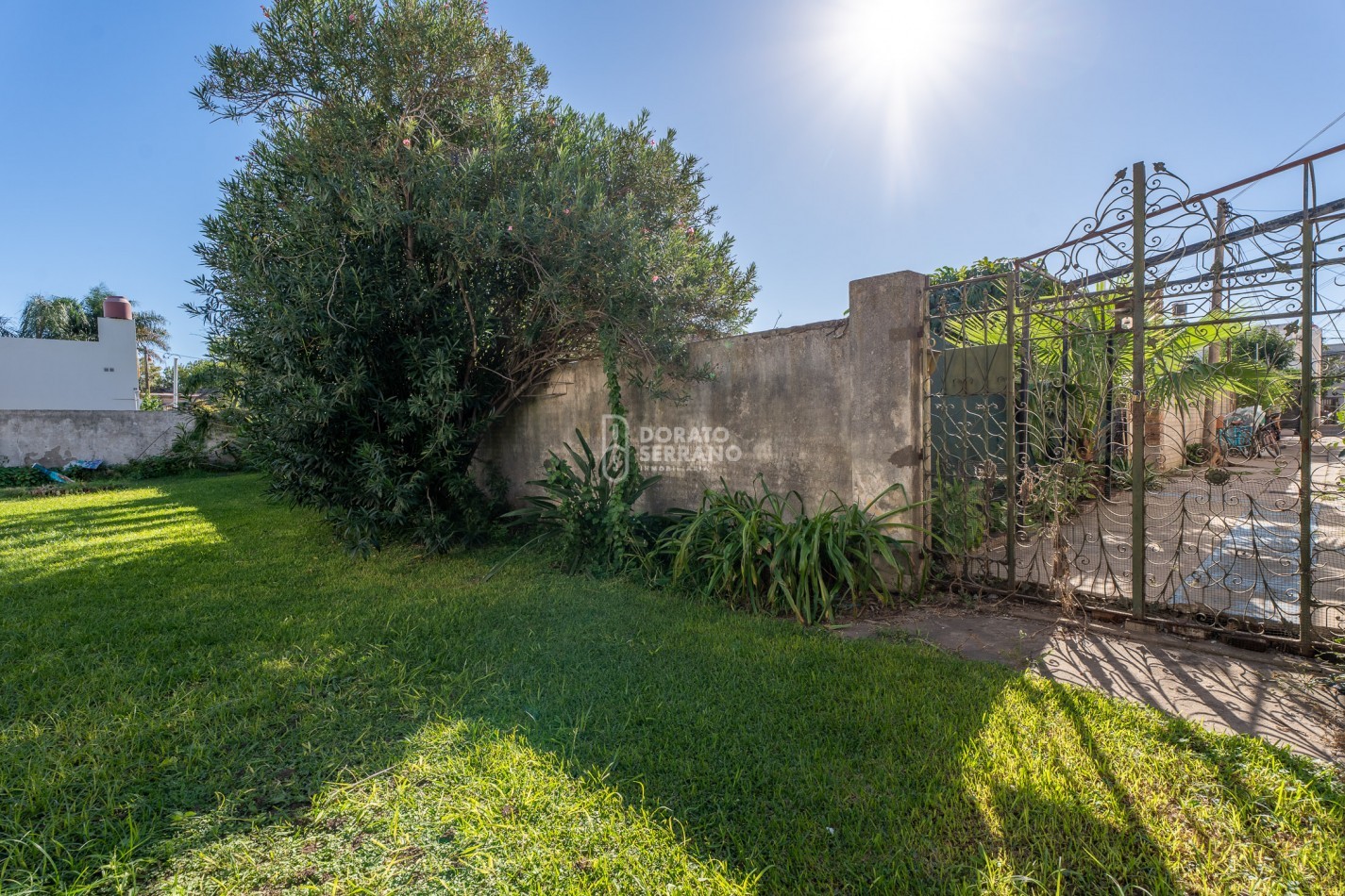 PORTE Y ESTILO PROPIO - AREA CENTRAL!