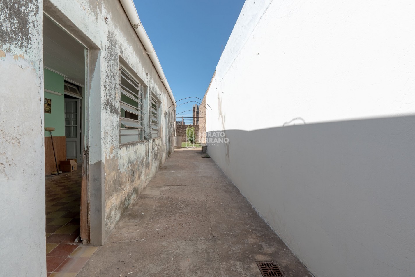 LOTE + CASA A DEMOLER O RECICLAR