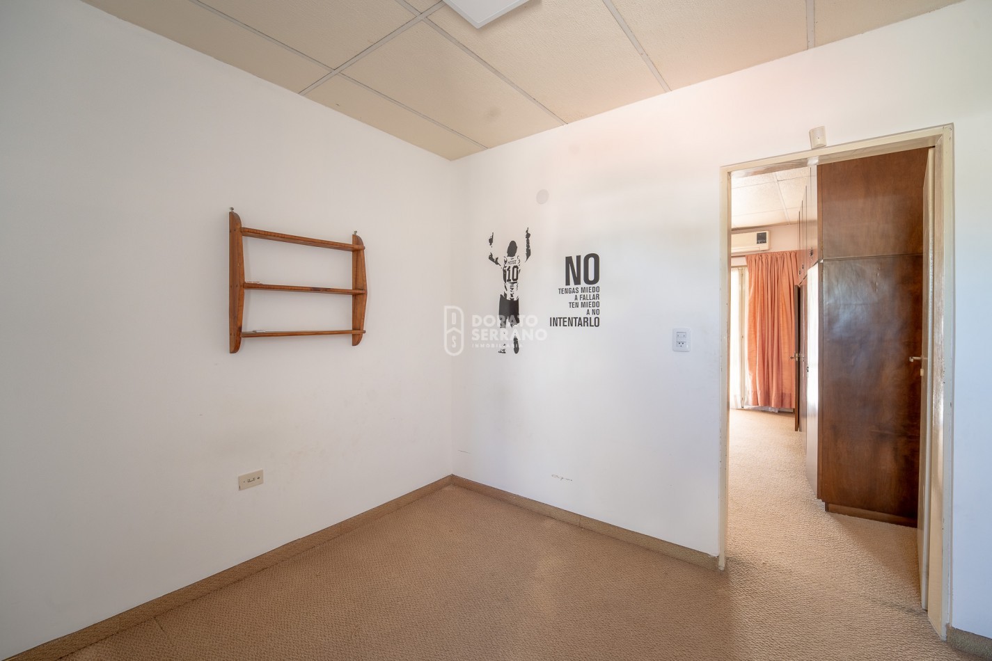 CASA EN BARRIO RESIDENCIAL! LISTA PARA UN NUEVO SUEÑO!