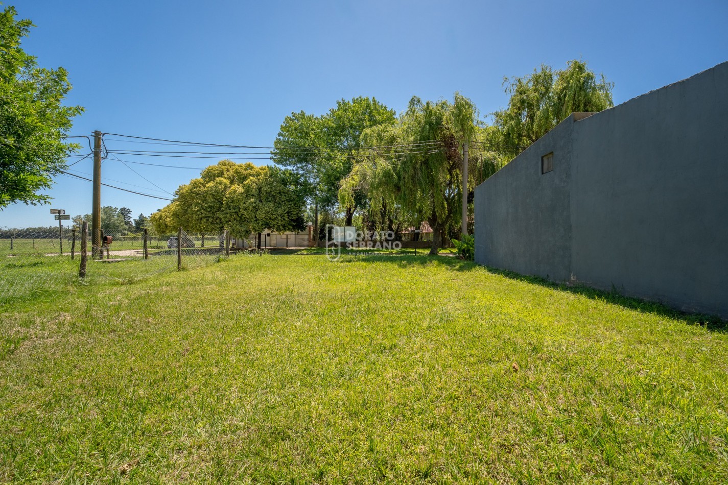 LOTE 10 X 30 - ZONA RESIDENCIAL