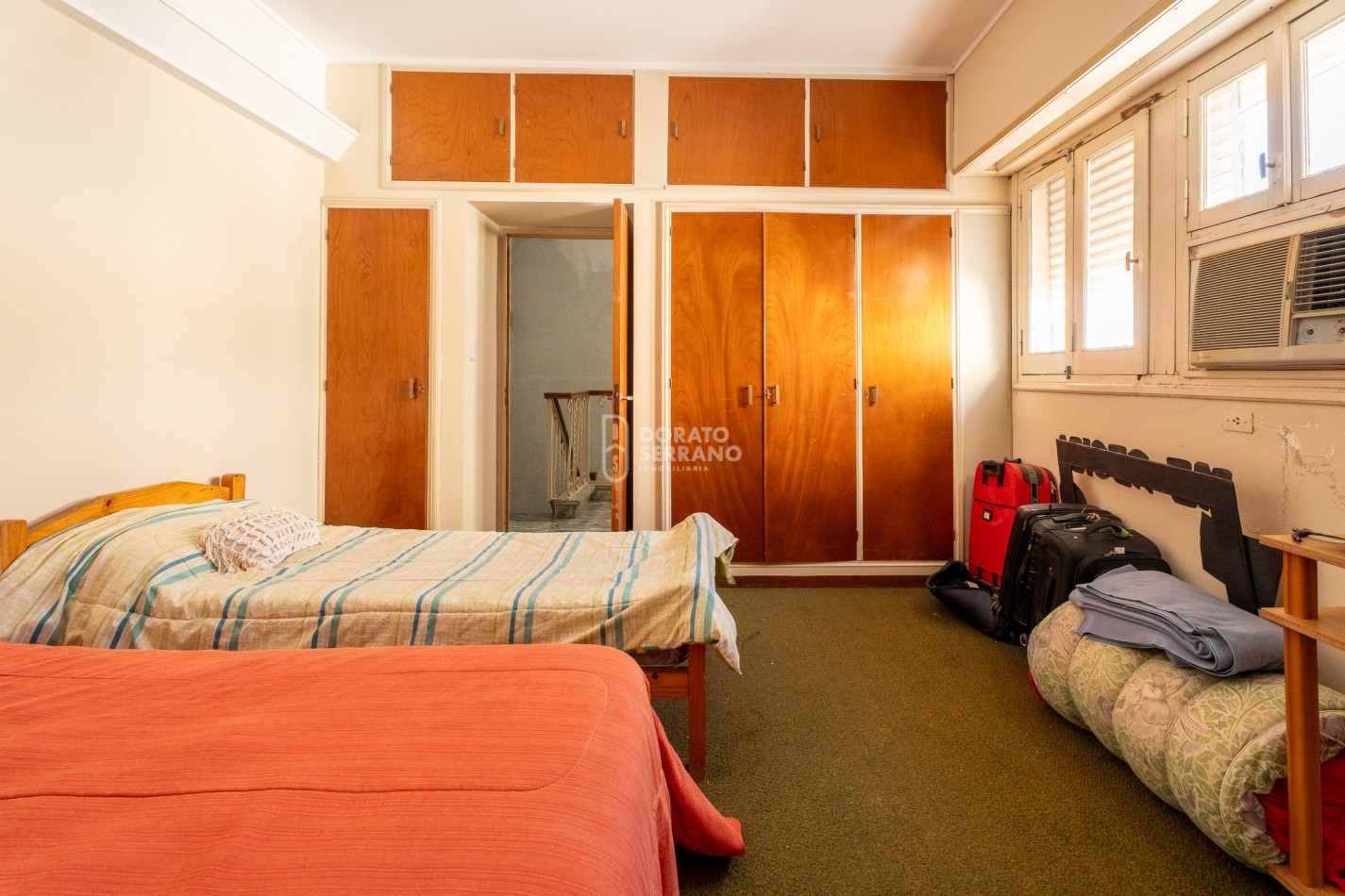 PORTE Y ESTILO PROPIO - AREA CENTRAL!