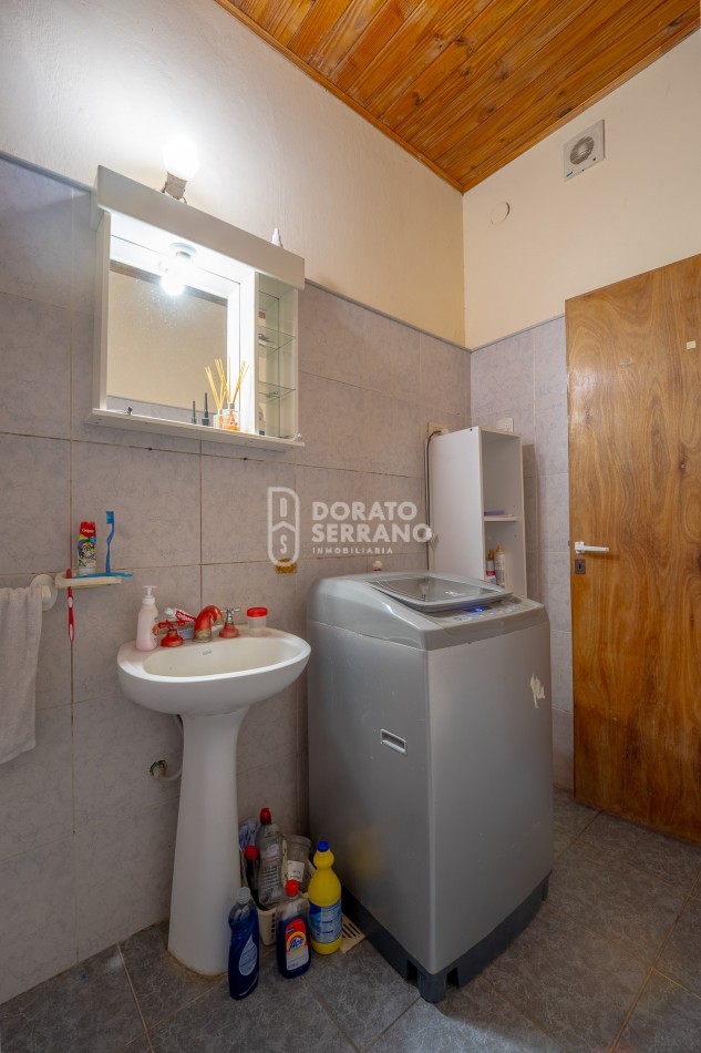 COMPLEJO DE 3 DEPTOS. CENTRICOS + PLUS: LOTE REMANENTE!  