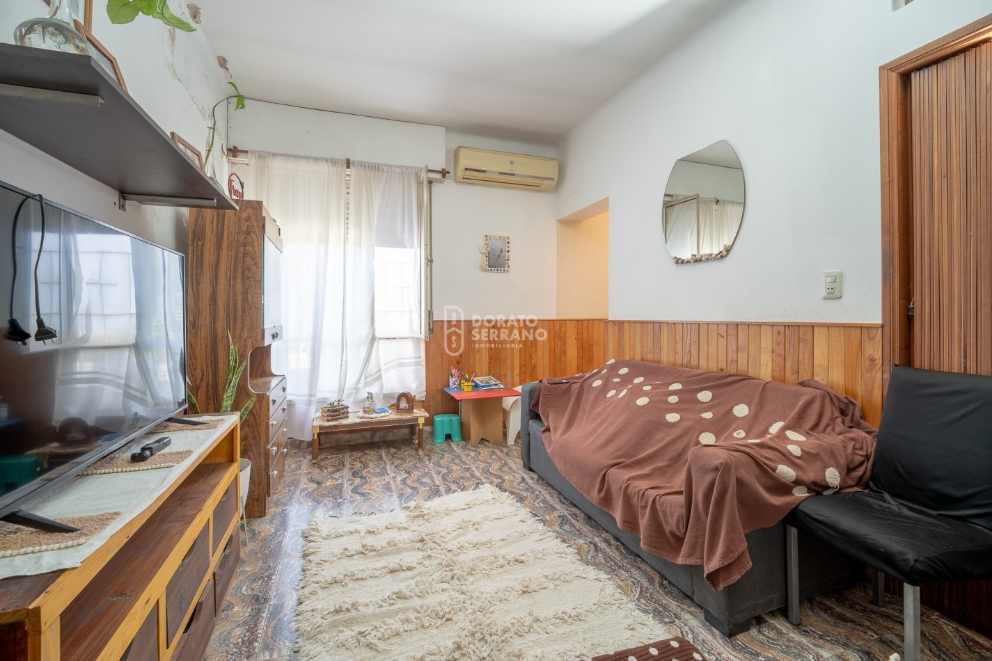 PRACTICA Y BIEN UBICADA! TODOS LOS SERVICIOS!