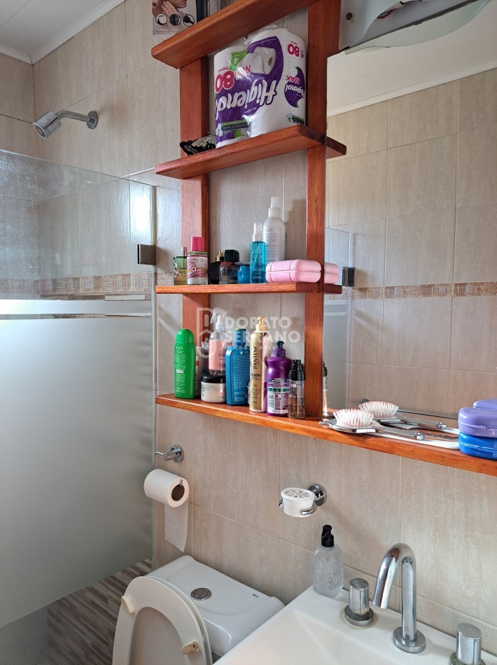 IMPECABLE CASA-HABITACION! 