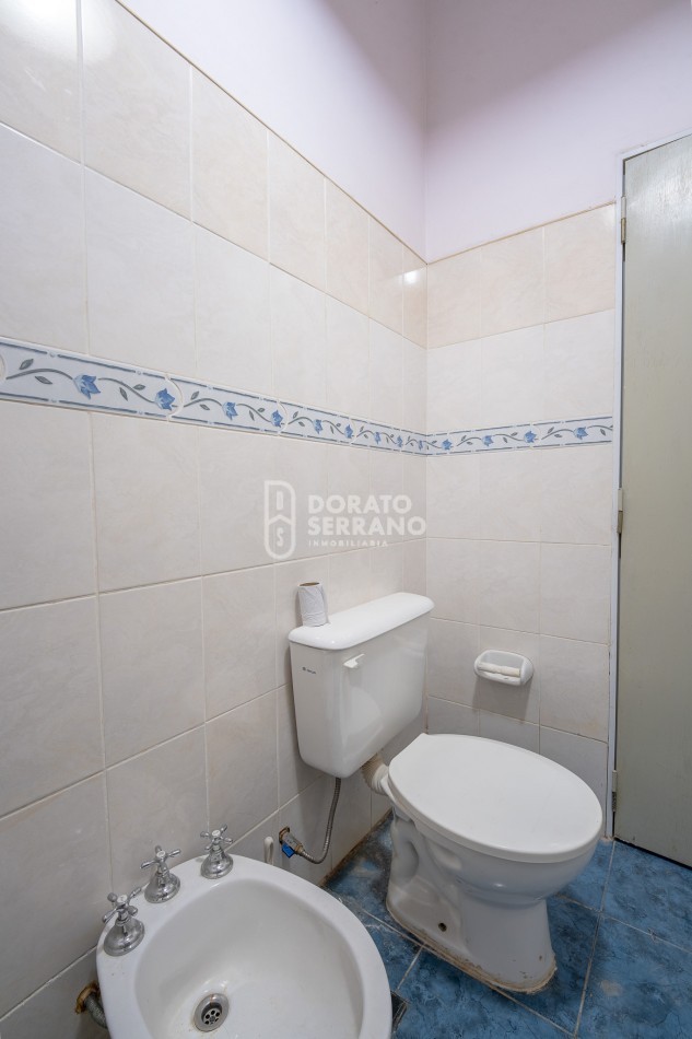 COMPLEJO DE 3 DEPTOS. CENTRICOS + PLUS: LOTE REMANENTE!  