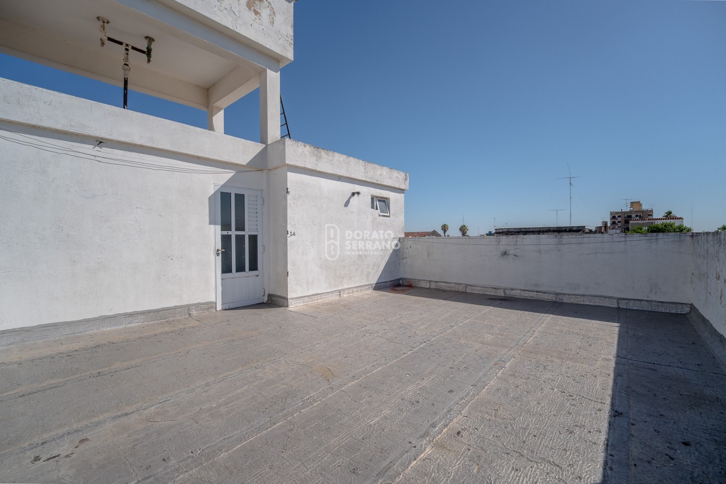 DEPTO. GIGANTE EN MICROCENTRO! 132 M2 EXCLUSIVOS & PLUS TERRAZA SOLARIUM!