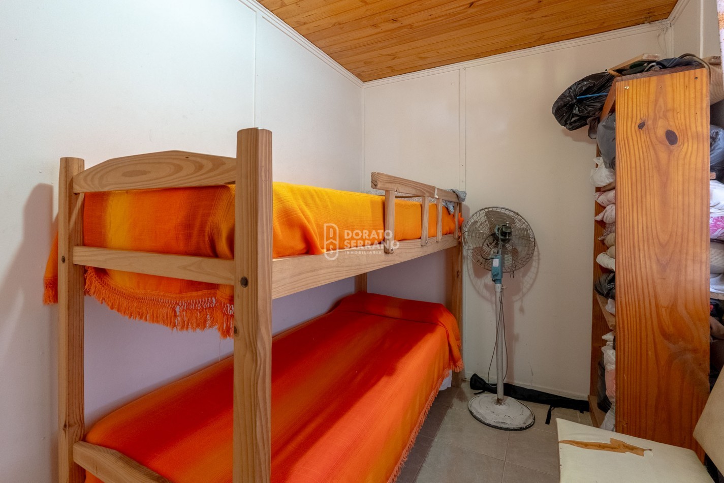 CASA EN EL RIO - BARRIO GALVEZ - PRACTICA Y BIEN UBICADA!