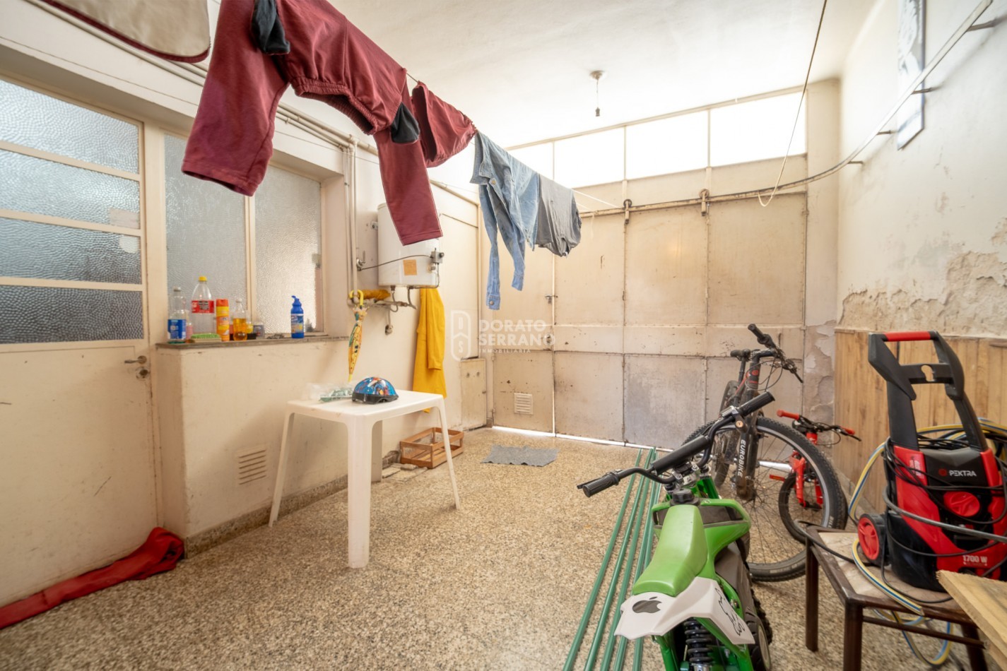 PRACTICA Y BIEN UBICADA! TODOS LOS SERVICIOS!