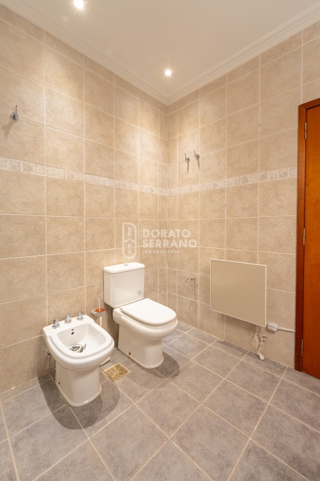 CASA LISTA PARA HABITAR! TODOS LOS SERVICIOS!