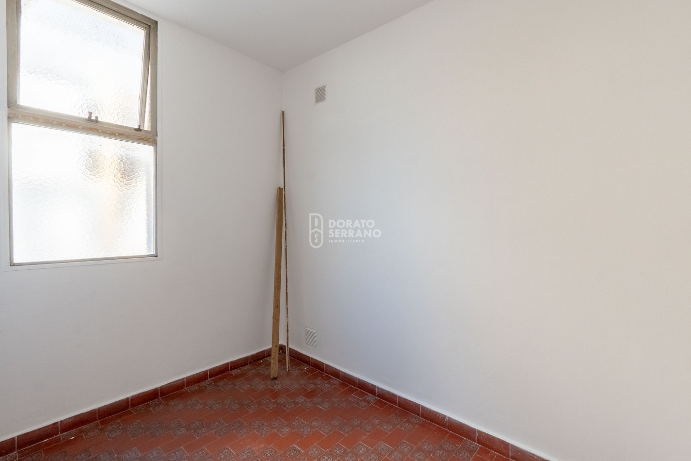 DEPTO. DE PASILLO - ROSARIO! GRAN UBICACION!