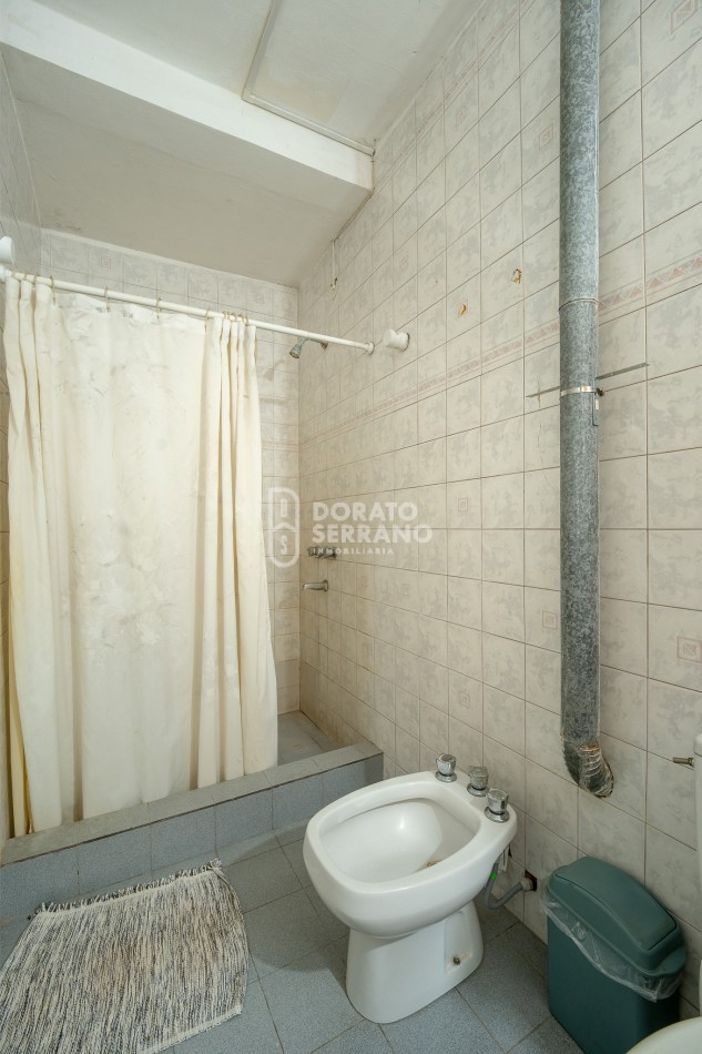 CASA EN BARRIO RESIDENCIAL! LISTA PARA UN NUEVO SUEÑO!