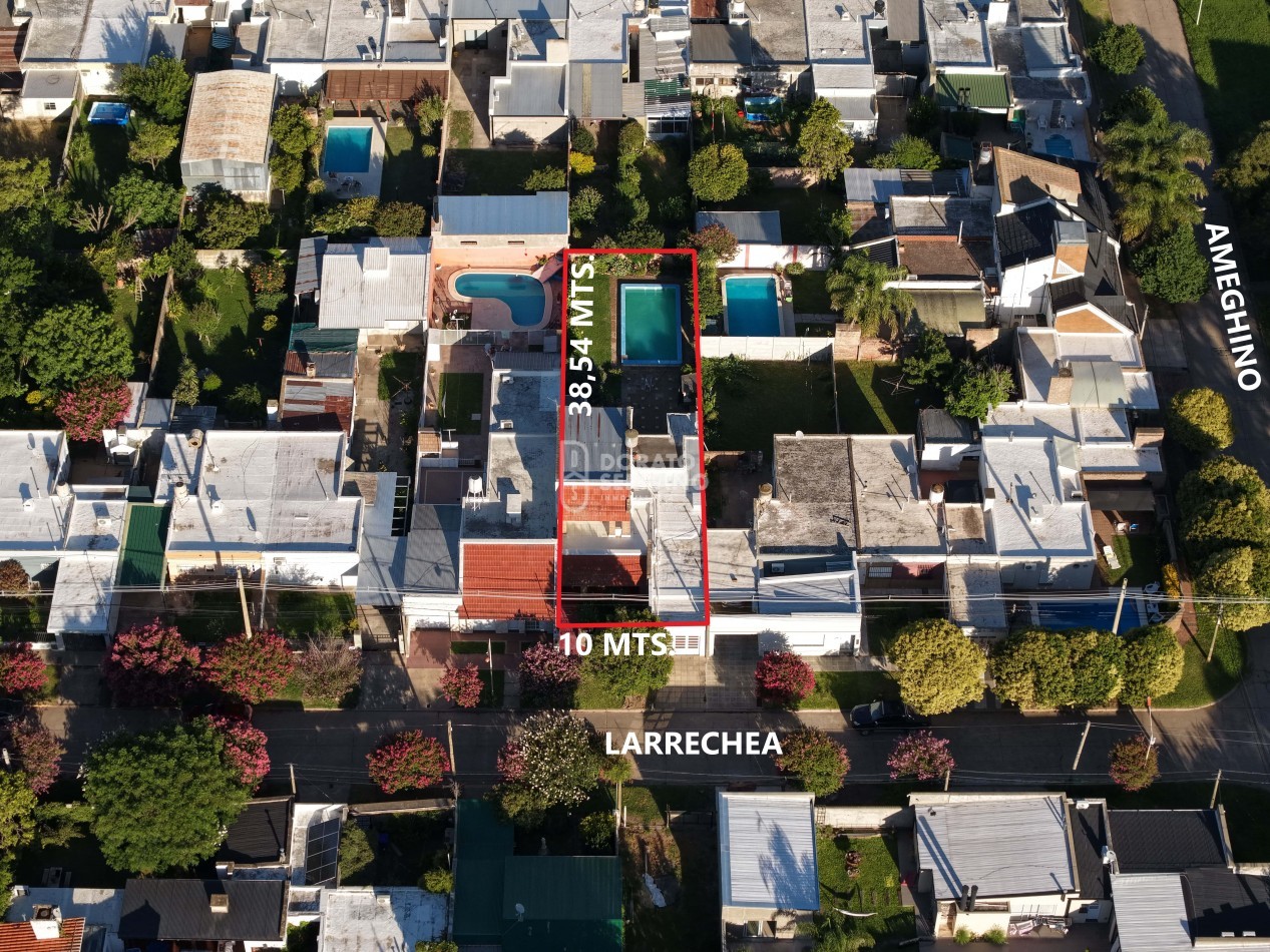 CASA EN BARRIO RESIDENCIAL! LISTA PARA UN NUEVO SUEÑO!