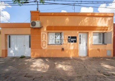 LISTA PARA HABITAR! TODOS LOS SERVICIOS! SOBRE AVDA!