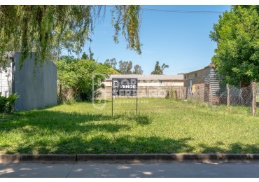 LOTE 10 X 30 - ZONA RESIDENCIAL